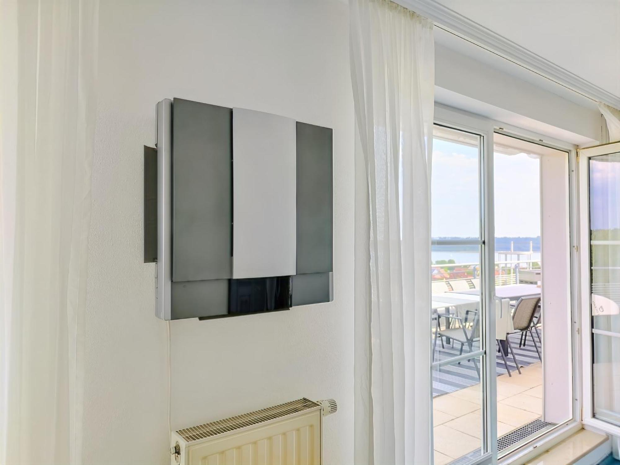 Seeblickapartment: Lakeside Retreat with Sauna and Rooftop Terrace Spalt Exterior photo